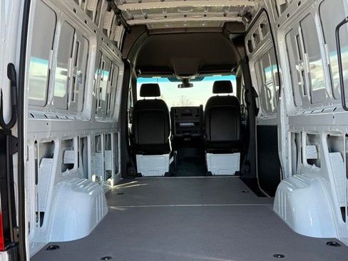 New 2025 Mercedes-Benz Sprinter 2500 image 23