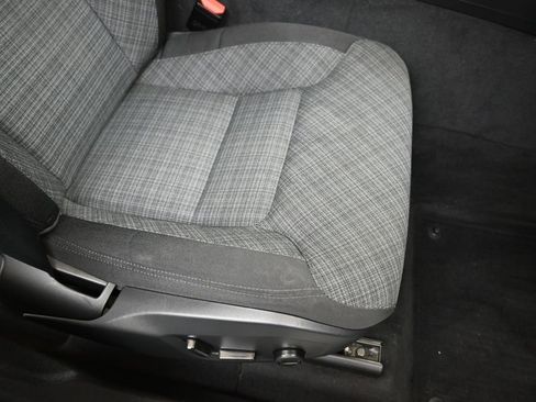 Certified 2023 Volvo XC60 B5 Core image 12