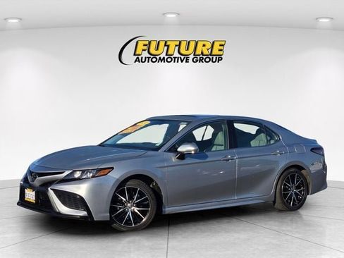 Certified 2024 Toyota Camry SE w/ Cold Weather Package AWD/4WD image 10