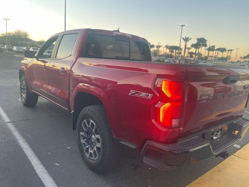 Used 2025 Chevrolet Colorado Z71 w/ Technology Package image 4