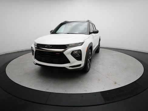 Used 2022 Chevrolet TrailBlazer RS image 32