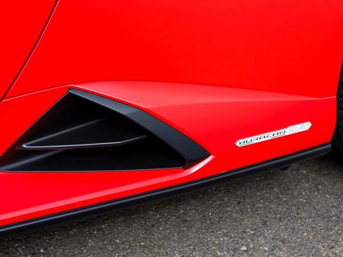 Used 2024 Lamborghini Huracan EVO AWD/4WD image 64
