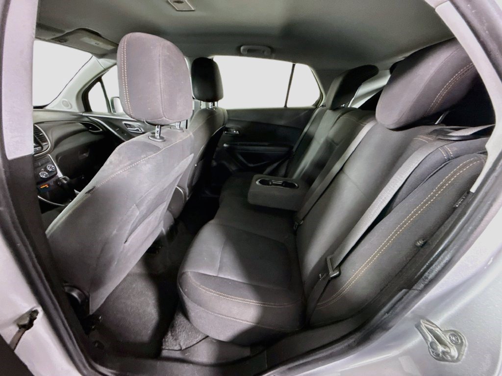 Used 2019 Chevrolet Trax LS FWD image 22