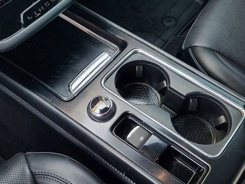 Used 2022 Lincoln Corsair Reserve w/ Equipment Group 201A image 16