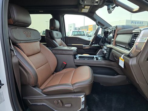 New 2026 Ford F350 King Ranch w/ FX4 Off-Road Package AWD/4WD image 16