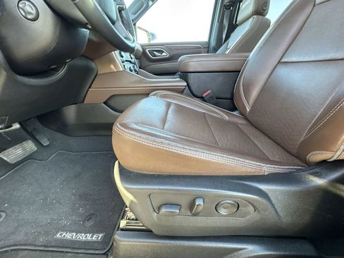 Used 2024 Chevrolet Tahoe High Country w/ Premium Package 2 image 12