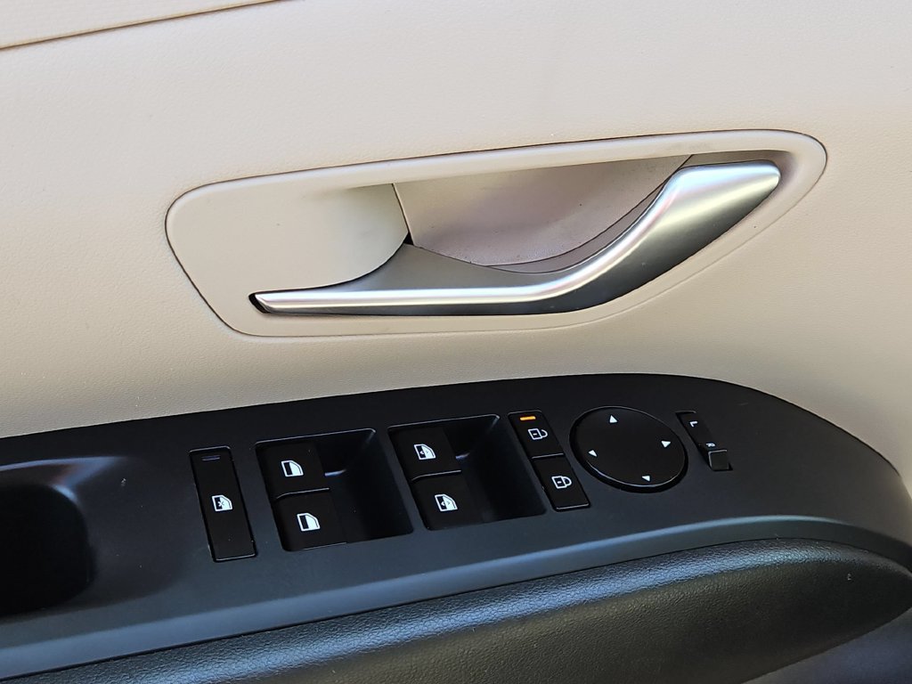 Used 2025 Hyundai Tucson SEL FWD image 10