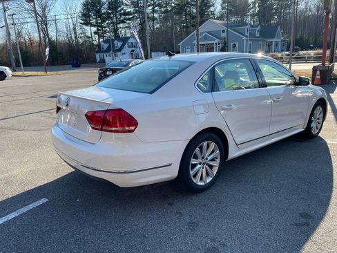 Used 2013 Volkswagen Passat 2.5 SEL image 8