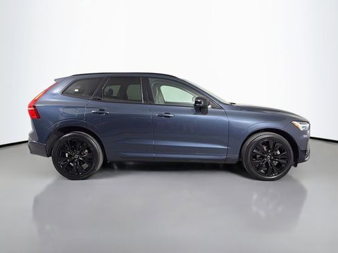 Certified 2023 Volvo XC60 B5 Plus w/ Protection Package Premier FWD image 5