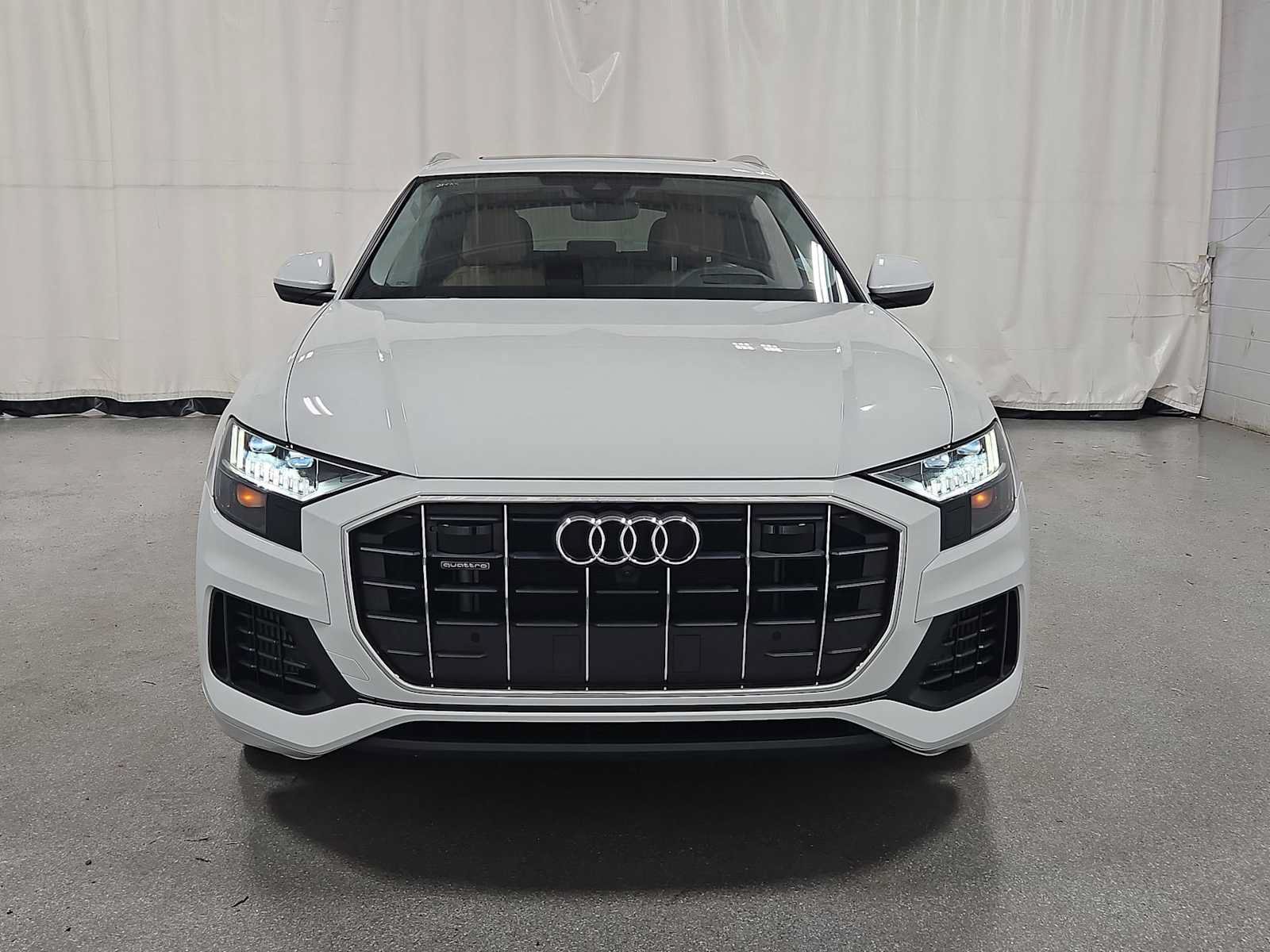 Used 2023 Audi Q8 Prestige AWD/4WD image 14