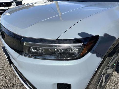 New 2026 Honda Prologue Touring image 8