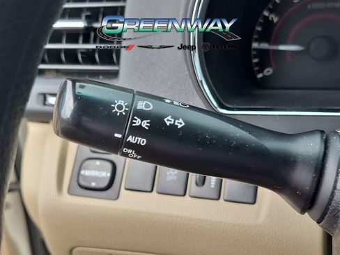 Used 2012 Toyota Highlander FWD image 20