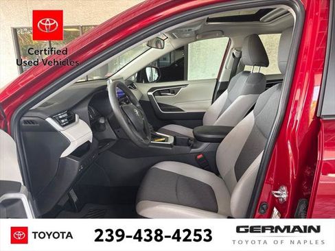 Used 2025 Toyota RAV4 XLE w/ Convenience Package FWD image 15