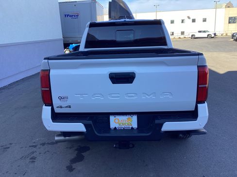 Certified 2024 Toyota Tacoma SR5 image 9