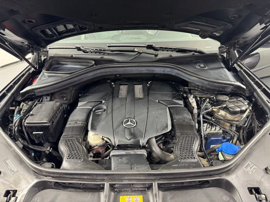 Used 2017 Mercedes-Benz GLS 450 4MATIC image 24