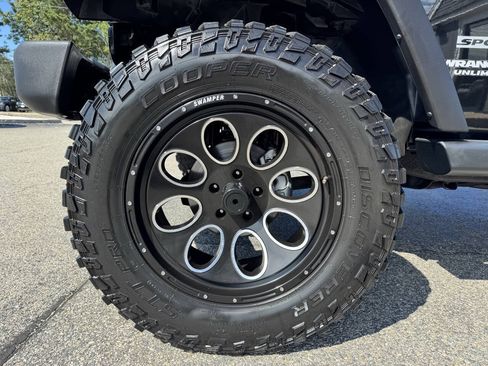 Used 2012 Jeep Wrangler Unlimited Sport AWD/4WD image 4