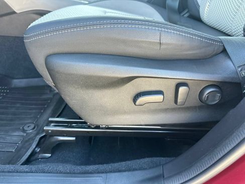 Used 2019 Subaru Forester Premium AWD/4WD image 15
