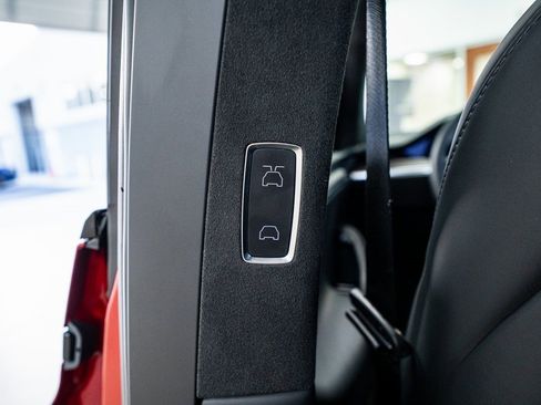 Used 2024 Tesla Model X image 56