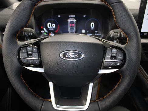 New 2026 Ford Explorer Tremor w/ Tremor Convenience Package image 38