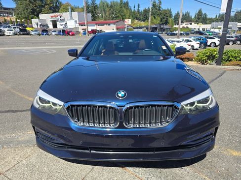 Used 2018 BMW 530e RWD image 2