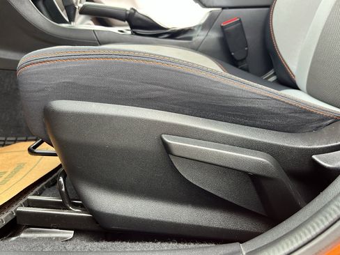 Used 2018 Subaru Crosstrek 2.0i Premium w/ Eyesight System image 15