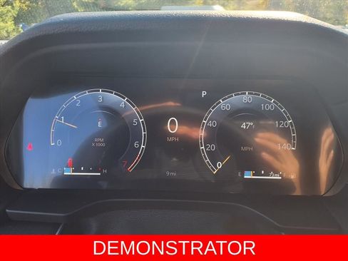 New 2025 Jeep Grand Cherokee Altitude image 12