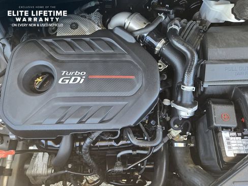 Used 2018 Hyundai Santa Fe Sport FWD image 30