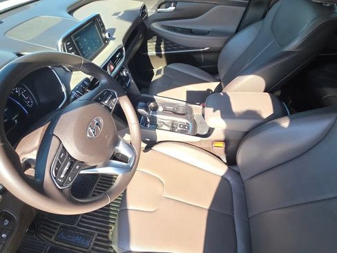 Used 2020 Hyundai Santa Fe SEL w/ Convenience + Premium Package FWD image 12