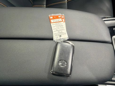 Used 2025 MAZDA CX-50 AWD 2.5 Hybrid w/ Premium Pkg image 32