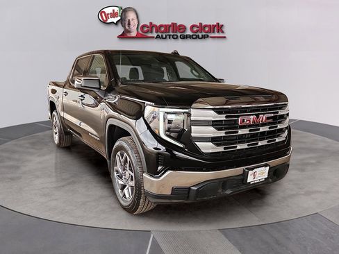 New 2026 GMC Sierra 1500 SLE RWD image 7