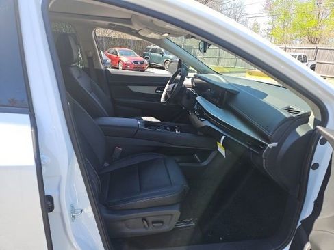 New 2025 Nissan Murano SL image 15