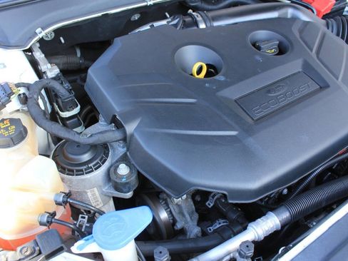 Used 2016 Ford Fusion Titanium image 26