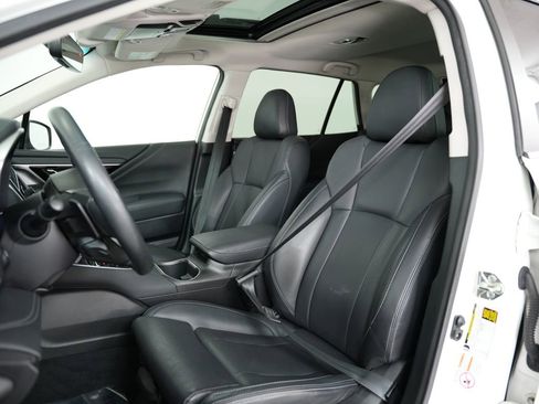 Used 2020 Subaru Outback Limited image 49