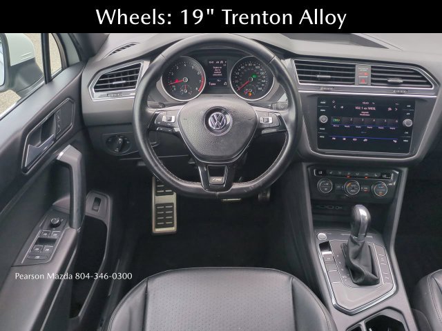 Used 2018 Volkswagen Tiguan SEL w/ R-Line Package FWD image 18