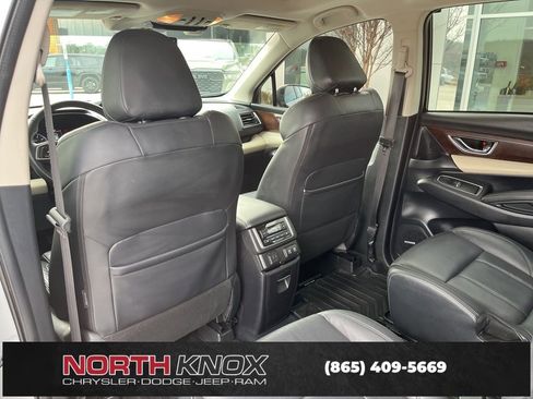 Used 2022 Subaru Ascent Touring image 18
