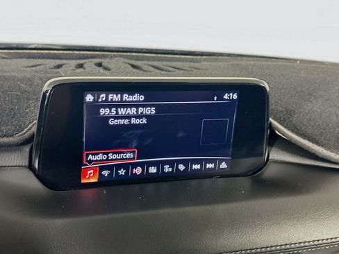 Used 2020 MAZDA CX-5 Touring FWD image 19
