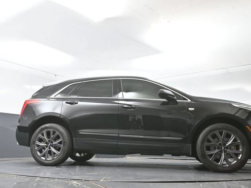 Used 2019 Cadillac XT5 Luxury w/ LPO, Black Ice Package AWD/4WD image 25