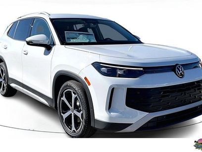 New 2026 Volkswagen Tiguan SE