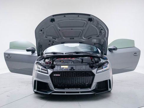 Used 2018 Audi TT RS w/ Technology Package image 16