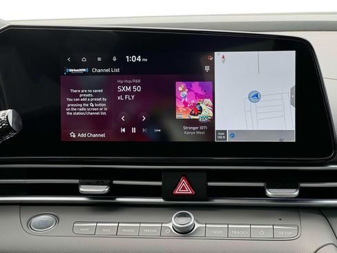 Used 2025 Hyundai Elantra SEL image 19