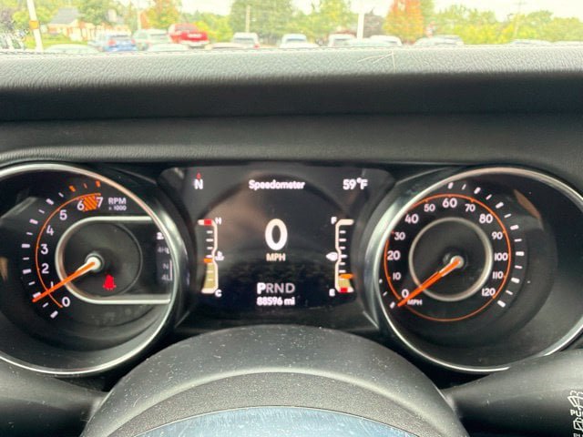 Certified 2020 Jeep Wrangler Unlimited Sahara w/ LED Lighting Group AWD/4WD image 22