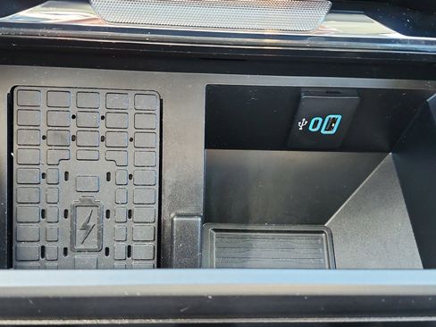 Used 2024 Ford F250 Lariat image 24