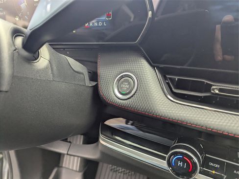 New 2026 Chevrolet Equinox RS image 16