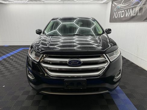 Used 2018 Ford Edge Titanium AWD/4WD image 4