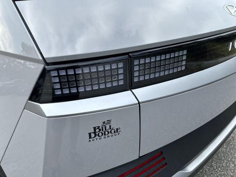 New 2025 Hyundai Ioniq 5 SEL image 15