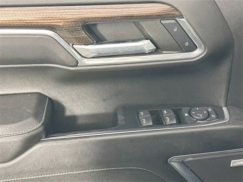Used 2023 Chevrolet Silverado 1500 RST image 24