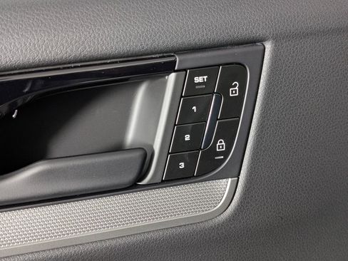 New 2026 Porsche Cayenne Coupe image 27