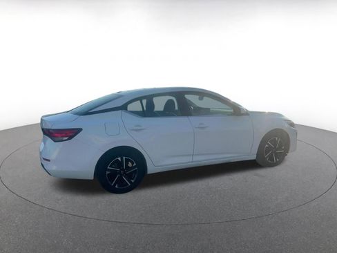 Used 2025 Nissan Sentra SV FWD image 15