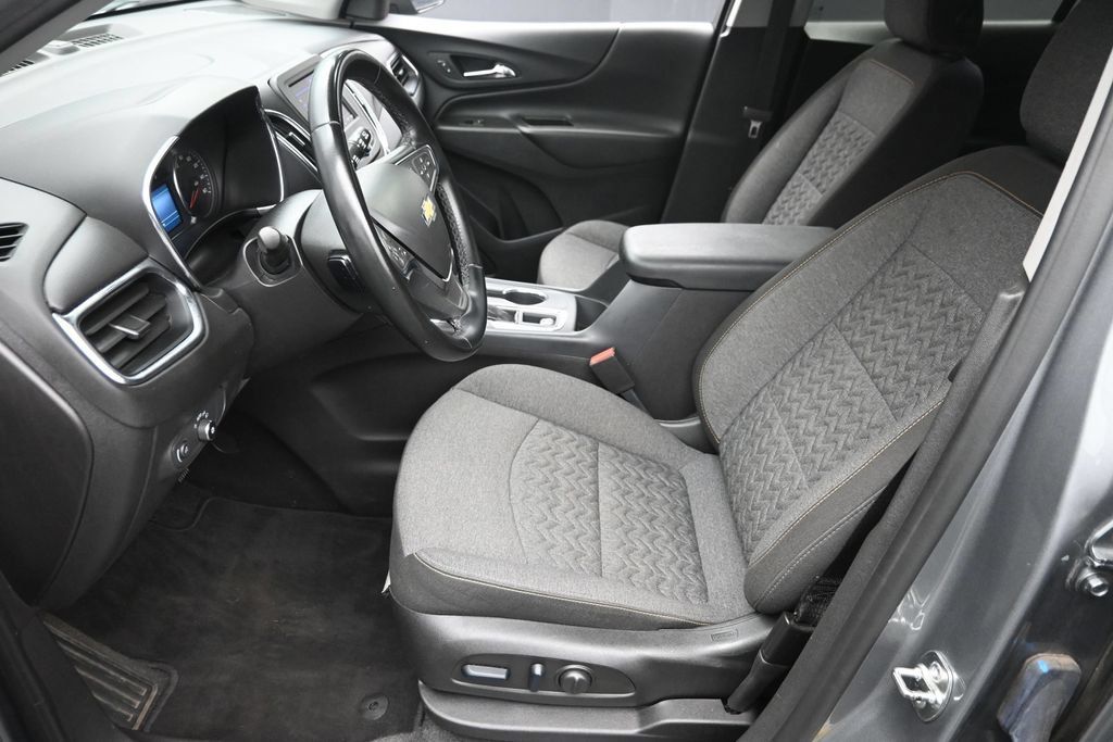 Used 2024 Chevrolet Equinox LT AWD/4WD image 17