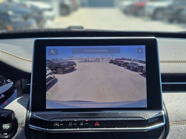 New 2026 Jeep Compass Latitude AWD/4WD image 14